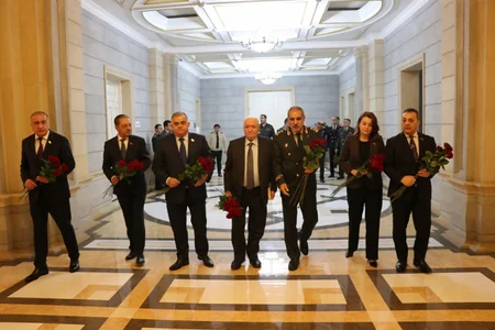 Hərbi Prokurorluqda Heydər Əliyevin xatirəsi anılıb