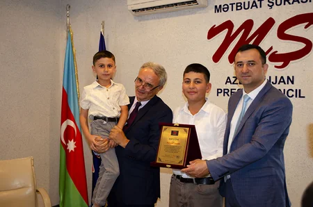 “Poliqon” jurnalının 10 illik yubileyi qeyd edilib