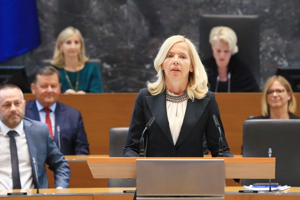 Глава МВД Словении ушла в отставку