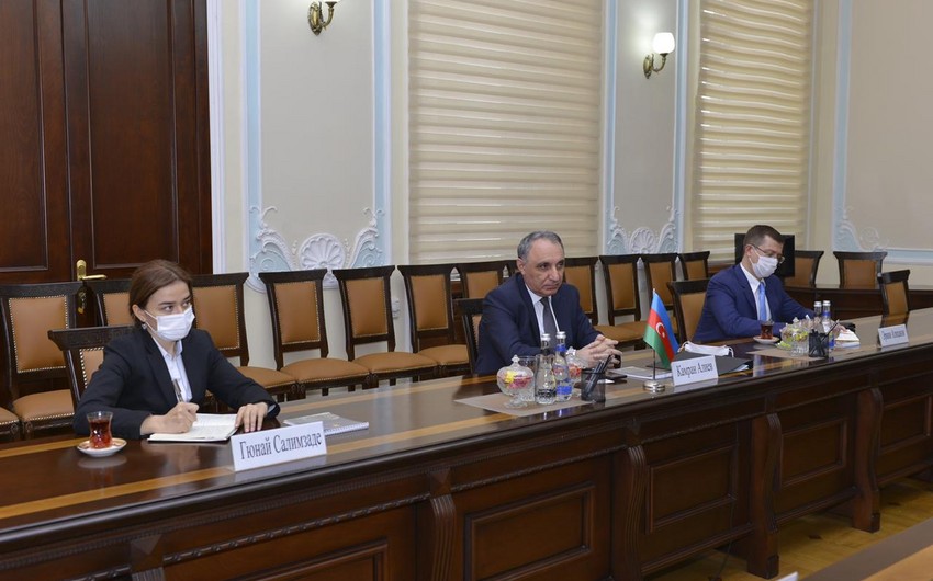 Kamran Əliyev Özbəkistanın Azərbaycandakı səfiri ilə görüşüb