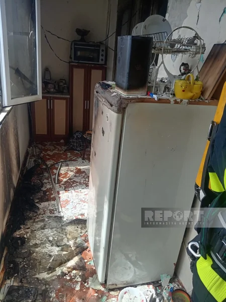 Xudatda yaşayış binasında partlayış olub