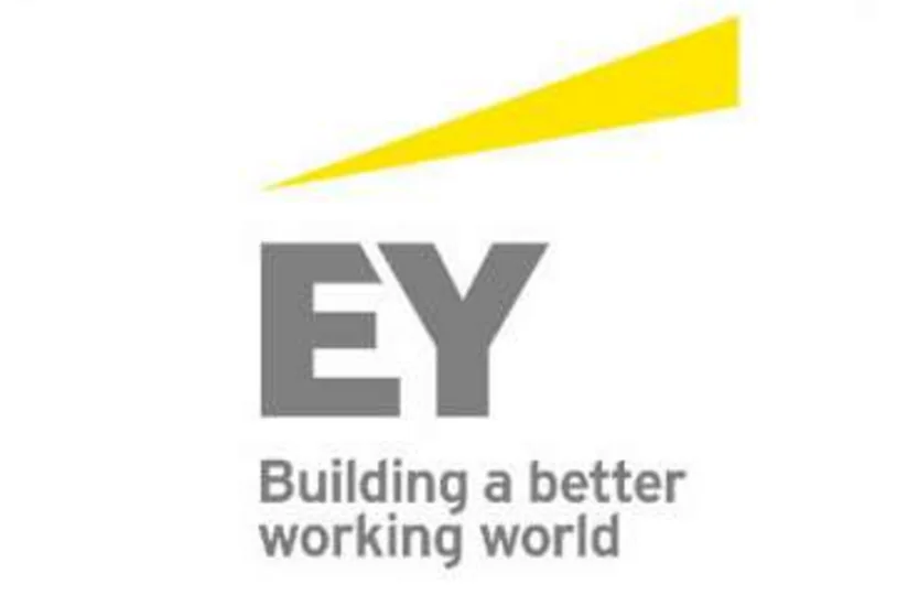 E&Y Azerbaijan: Gömrük işçiləri bürokratik əngəllər yaradırlar