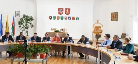 Azərbaycanın Qazax rayonu ilə Litvanın Trakay rayonu arasında əməkdaşlıq sazişi imzalanıb