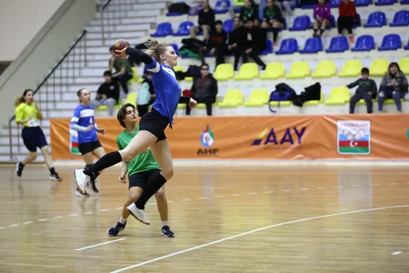Azərbaycan çempionatında iki turun oyunları keçirilib