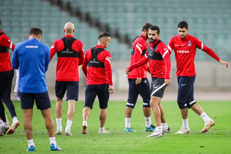 Azərbaycan millisi Portuqaliya ilə oyun öncəsi son məşqinə çıxıb