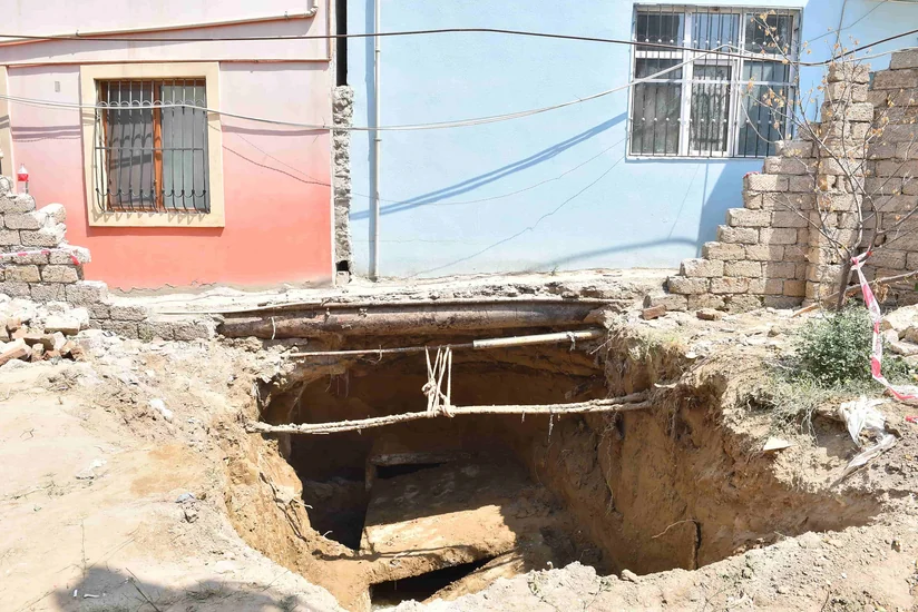 Bakıda təzyiqli magistral su kəmərində qəza baş verib
