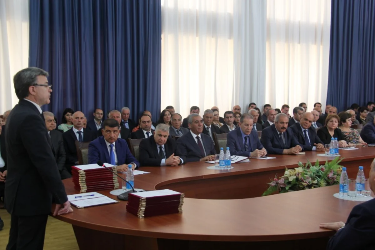 Ekologiya və Təbii Sərvətlər Nazirliyinin işçiləri mükafatlandırılıb