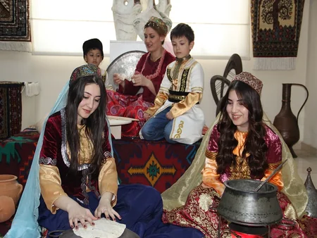 International festival in Baku hosts foreign diplomats