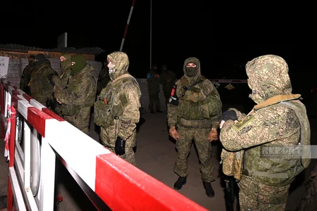 Şuşa-Xankəndi yolunda nümayişçilər və sülhməramlılara Fransa-Mərakeş oyununu izləmək üçün şərait yaradılıb