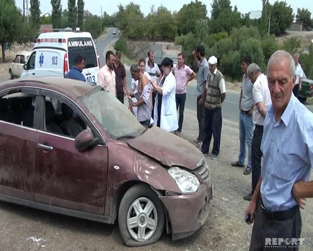 Ağstafada avtomobil aşıb, xəsarət alan var - FOTO