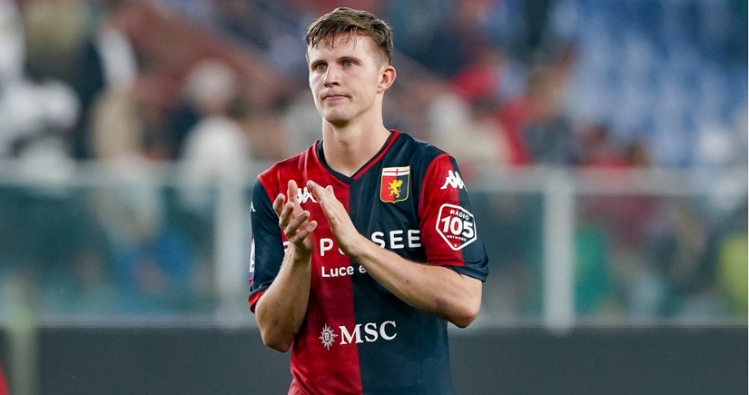 Milan danimarkalı yarımmüdafiəçini transfer etmək istəyir