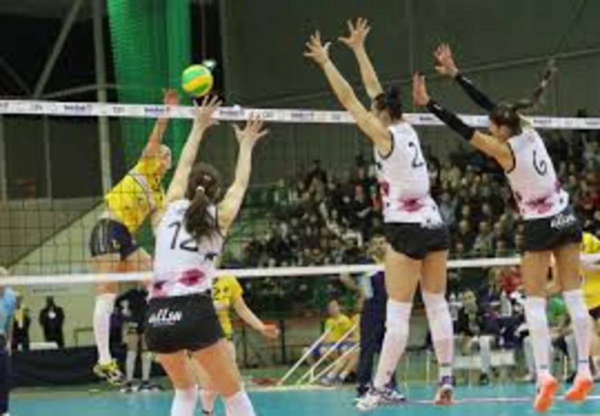 Azəryol klubu CEV Kubokunda daha bir mərhələ adlayıb