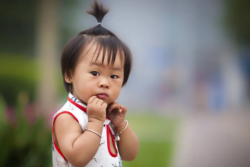 China breaks birth records