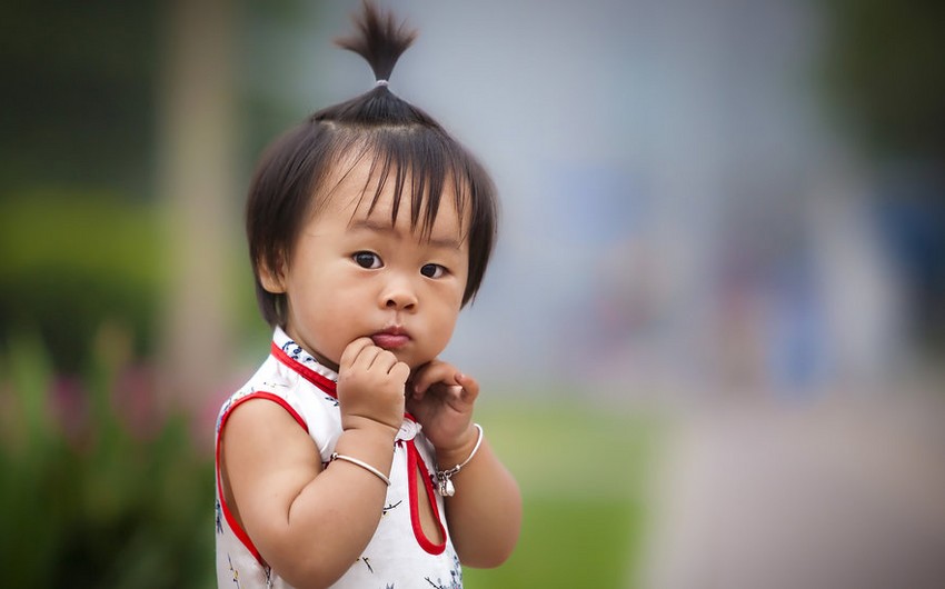 China breaks birth records