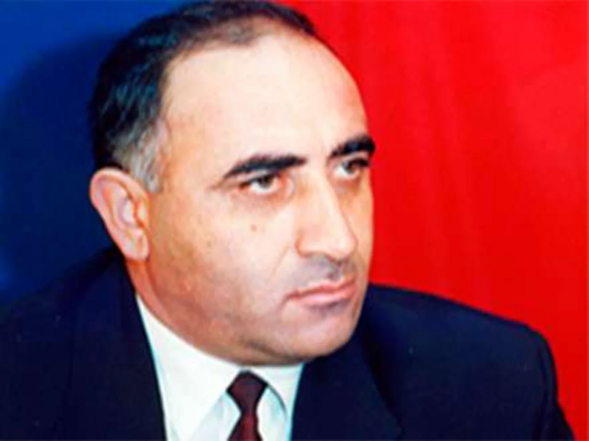 Prezident icra başçısını “Şöhrət” ordeni ilə təltif edib