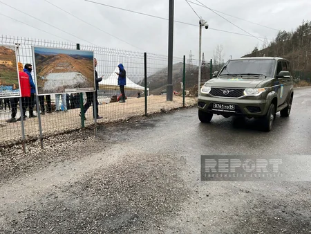 По дороге Ханкенди-Лачын беспрепятственно проехали 78 автомобилей российских миротворцев