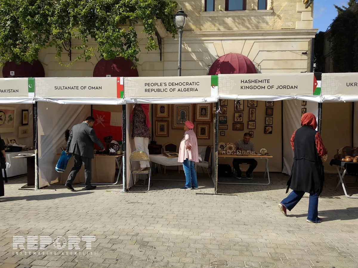 “El sənəti” I Bakı Beynəlxalq Ənənəvi Sənətkarlıq Festivalının açılışı olub