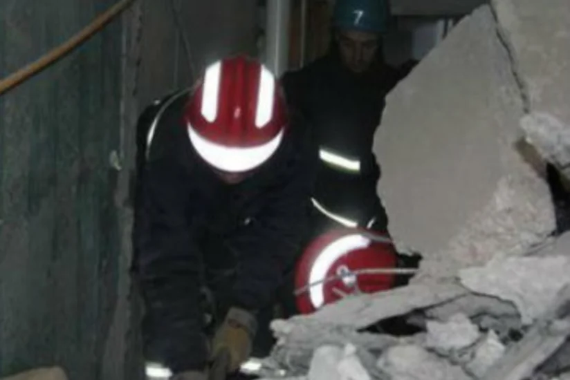 ​Tbilisidə yaşayış binasında partlayış baş verib, 4 nəfər ölüb