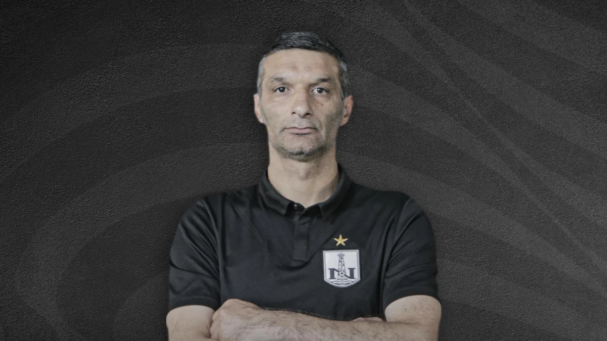 Neftçi Vadar Nuriyevlə yollarını ayırıb