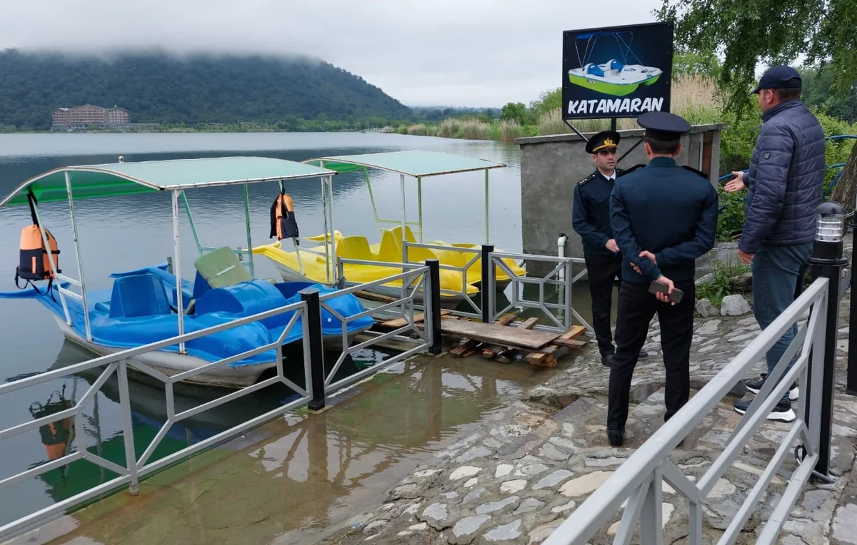 Qayda pozuntuları aşkarlanan kiçikhəcmli gəmi sürücüləri cərimələnib