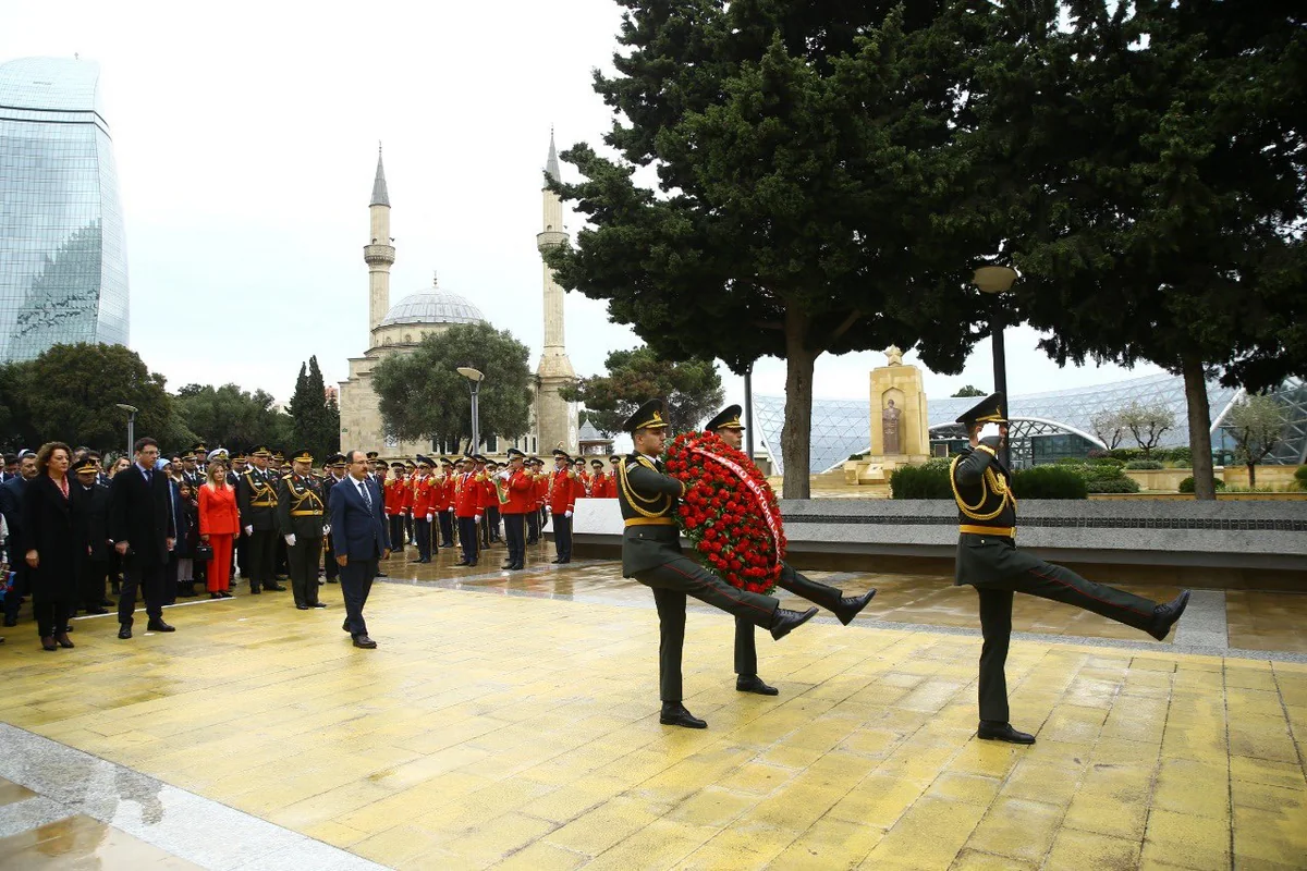 Türk şəhidliyi abidəsi ziyarət olunub