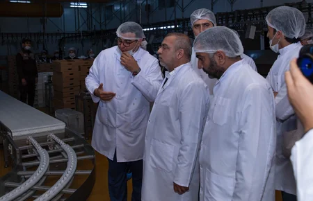 Direktor: Mərcan” toyuqları su ilə deyil, hava ilə soyudulur - REPORTAJ