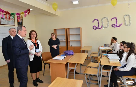 Təhsil naziri Salyan məktəbində olub, bir sıra nöqsanlarla bağlı tapşırıqlarını verib