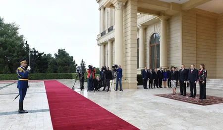 Bolqarıstan Prezidenti Rumen Radevin rəsmi qarşılanma mərasimi olub