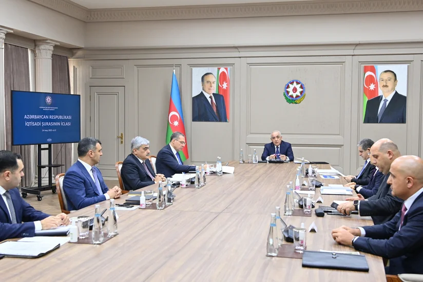 İqtisadi Şurada sosial-iqtisadi artım proqnozları müzakirə edilib