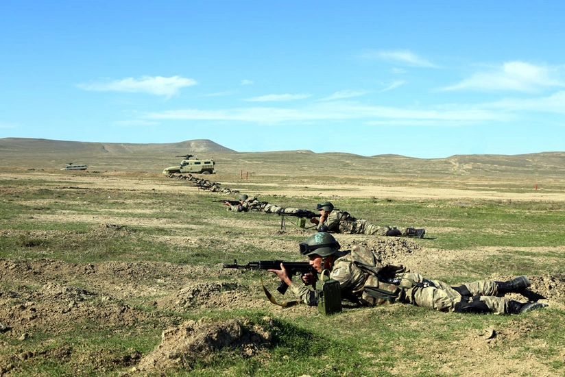 В Вооруженных силах Азербайджана проведено учение с боевой стрельбой