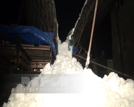 İsmayıllıda günlərdir yağan qar fəsadsız ötüşməyib