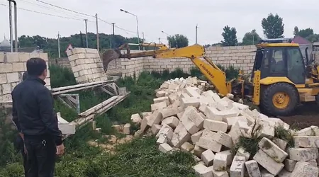 İmişli və Göygöldə qanunsuz tikinti işlərinin qarşısı alınıb