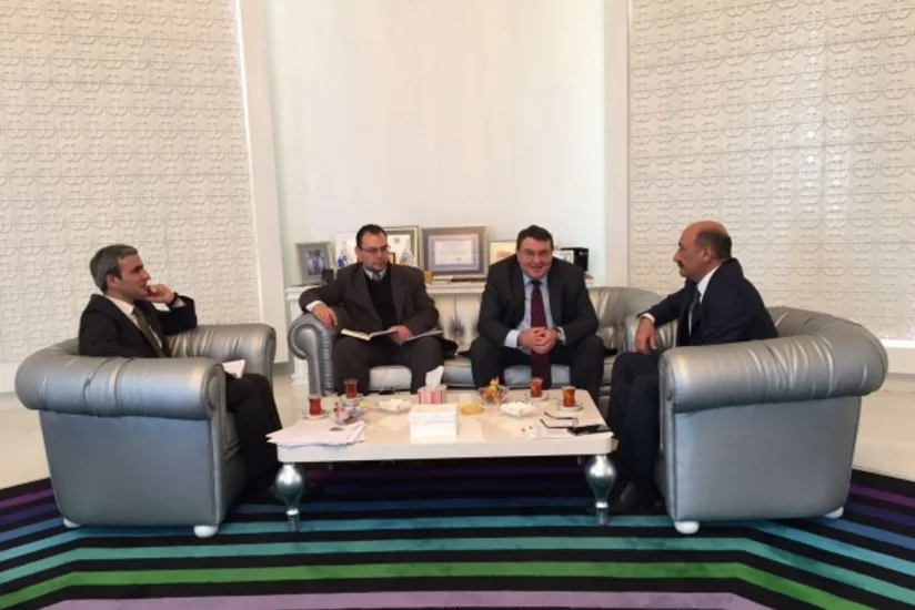 Əbülfəs Qarayev dörd ölkənin Azərbaycandakı səfirləri ilə görüşüb
