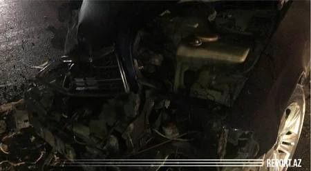 Abşeronda “Mercedes” yük maşınına çırpıldı, xəsarət alan var