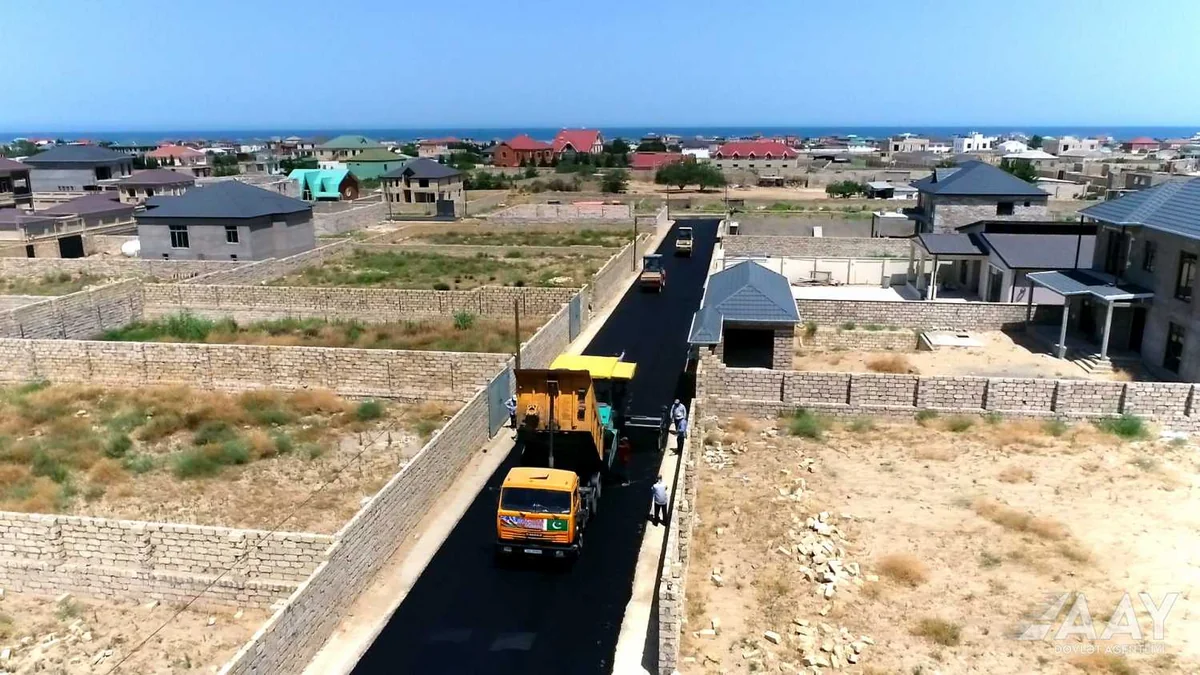 Bakının Kürdəxanı və Maştağa qəsəbələrinin yolları təmir edilir