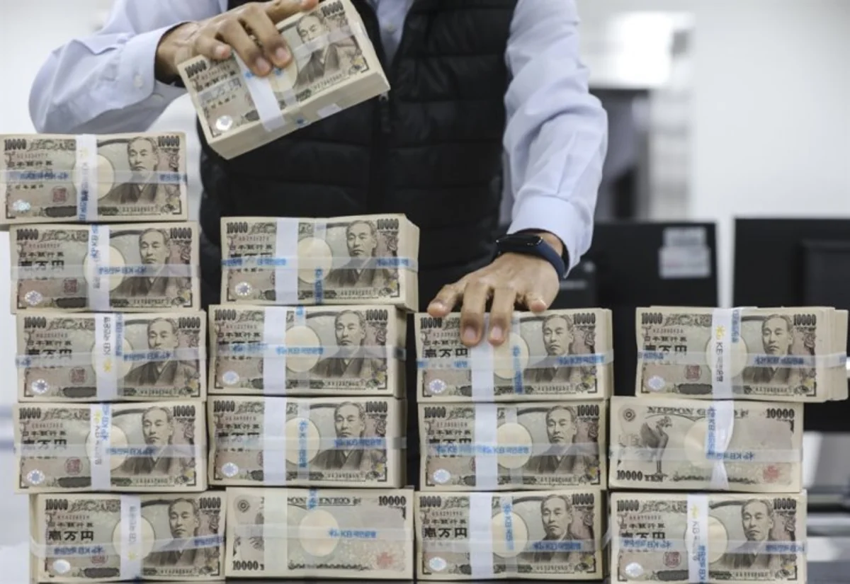 S.Korea sees stronger growth, vows to support sectors hit by high interest rates