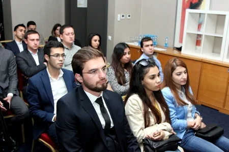 Bakıda Yaponiya turizmi bazarının xüsusiyyətləri mövzusunda təqdimat keçirilib