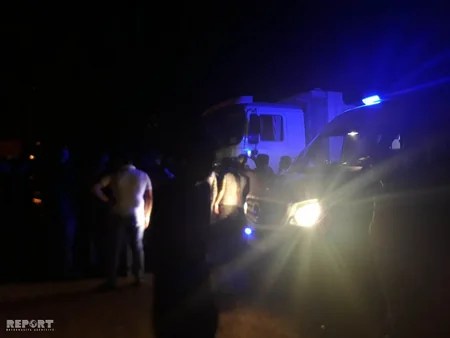 Cəlilabadda yük maşını mikroavtobusla toqquşub, 1 ölü, 9 yaralı var - VİDEO - SİYAHI - YENİLƏNİB - 2