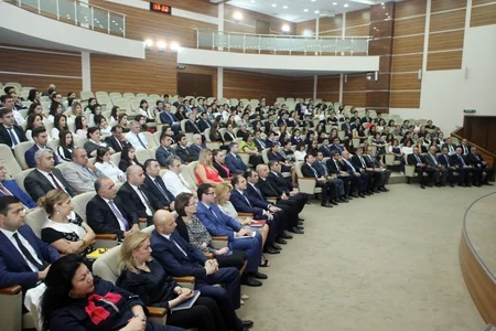 Nazirliyin 160 əməkdaşı YAP-a üzv olmaq üçün müraciət edib