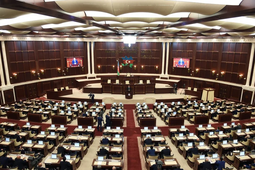 Azərbaycanda müxalifət partiyasının nümayəndəsi parlamentin komitə sədri olub