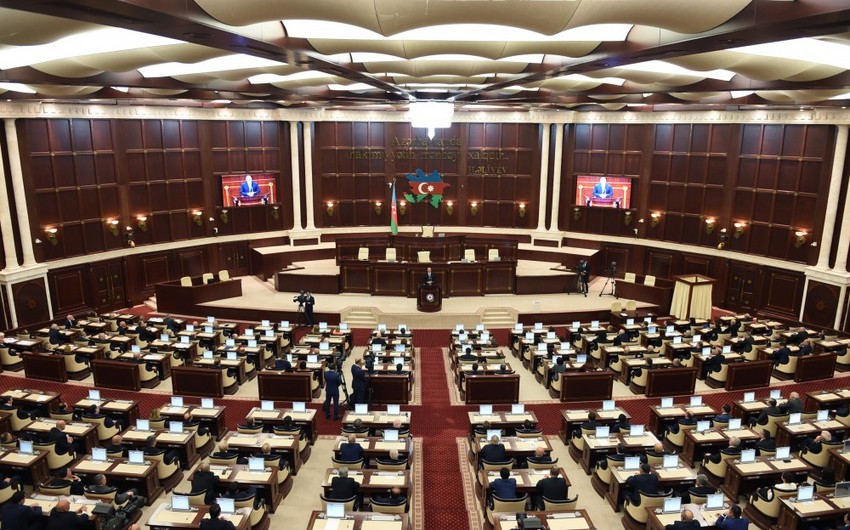 Azərbaycanda müxalifət partiyasının nümayəndəsi parlamentin komitə sədri olub