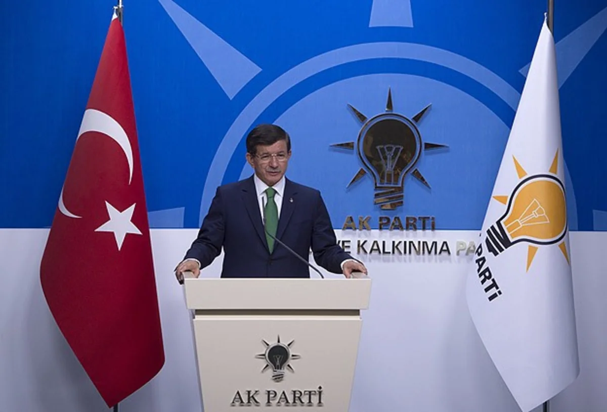 Əhməd Davudoğlu: CHP qısamüddətli koalisiya hökuməti qurmaq təklifimizi qəbul etmədi - VİDEO