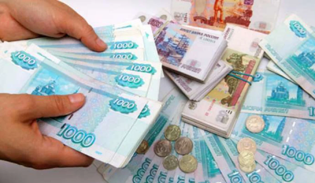 Rusiyalıların banklara borcu rekord həddə çatıb