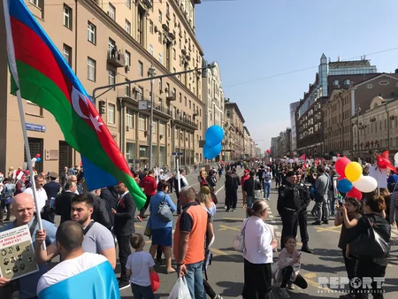 Azərbaycan diasporu Moskvada Ölməz alay aksiyasında iştirak edib