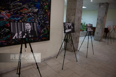 Moskvada Heydər Əliyevin xatirəsi anılıb