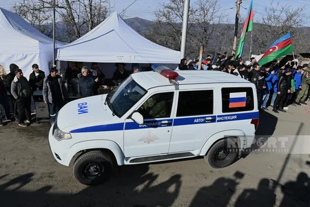 На дороге Шуша-Ханкенди вновь созданы условия для проезда автомобилей российских миротворцев - ВИДЕО