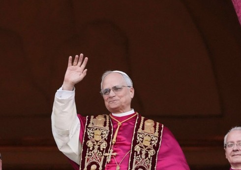 Yeni Roma Papası ilk ayini keçirib