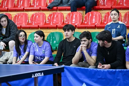Bakıda tələbələr arasında keçirilən stolüstü tennis yarışına yekun vurulub