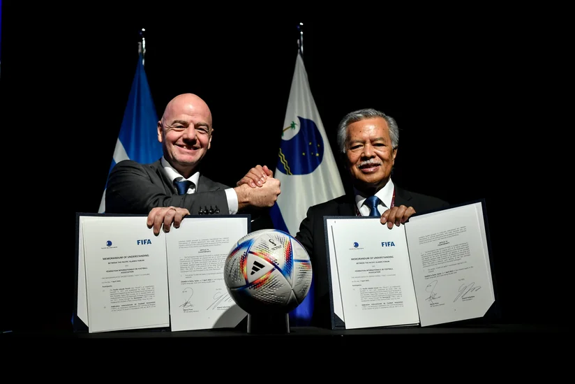 FIFA prezidenti: Dünya çempionatı bölünmüş dünyaya sülh mesajıdır