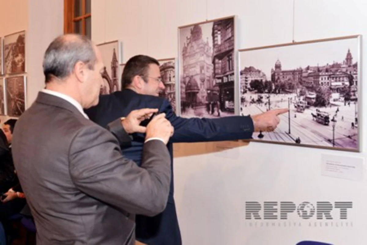 ​В Баку открылась фотовыставка Берлин и Париж до 1914 года
